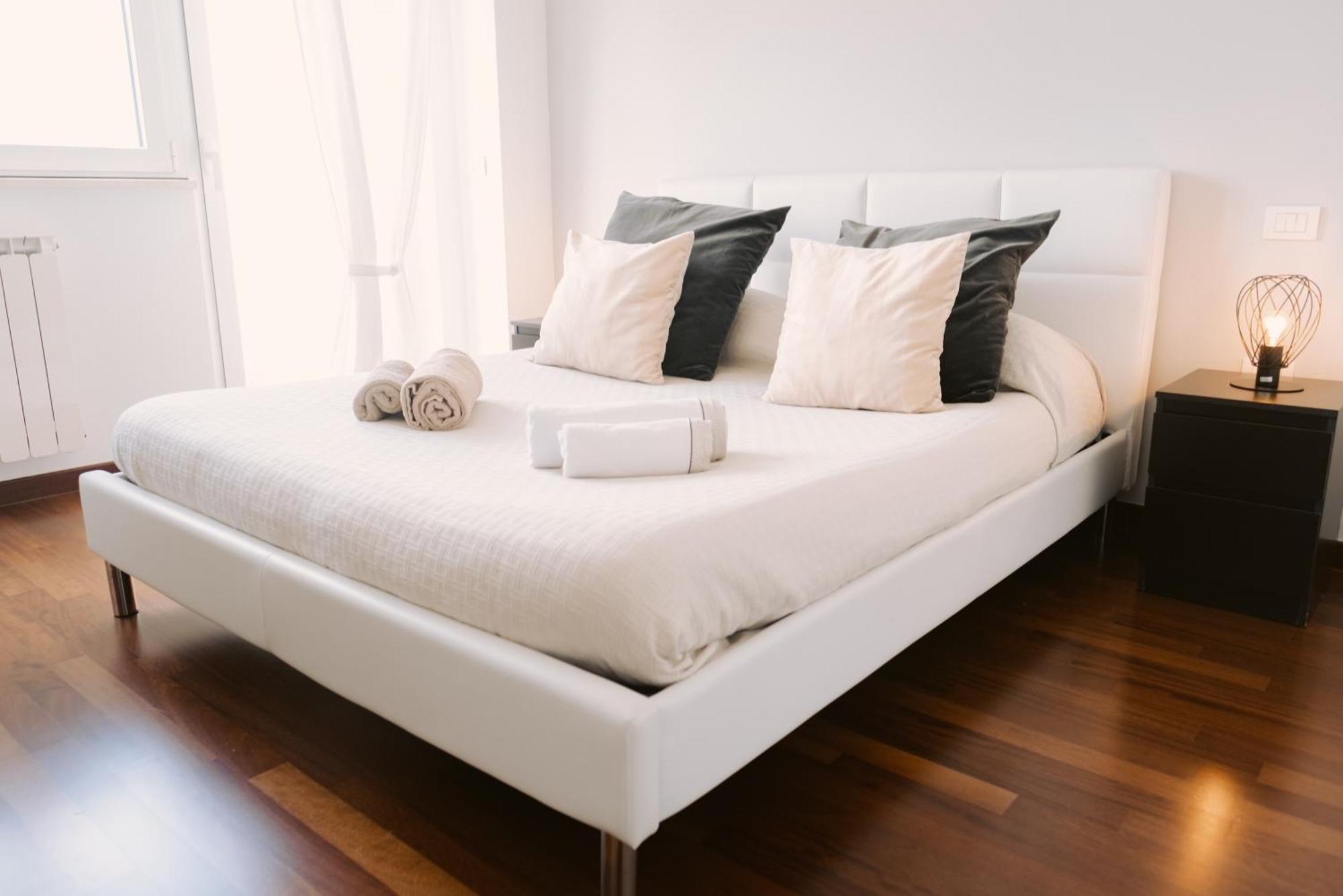 Central Apartment باري المظهر الخارجي الصورة